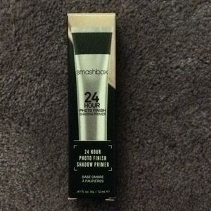 Smashbox shadow primer